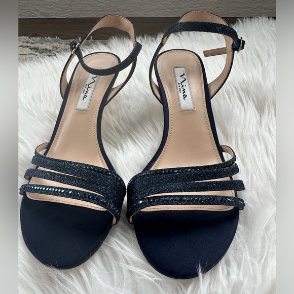 Nina New York - NAVY TEXTURED METALLIC LOW-HEEL DRESS SANDAL Size 8.5 - Picture 2 of 15